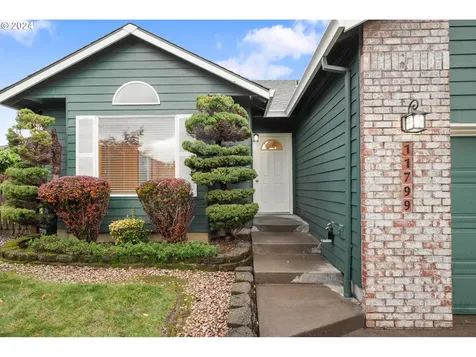11799 Mahogany Court Oregon City OR 97045