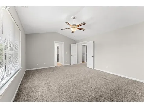 22849 SW Park Row Avenue Sherwood OR 97140