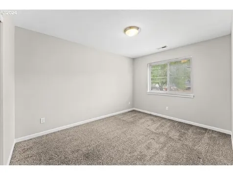 22849 SW Park Row Avenue Sherwood OR 97140