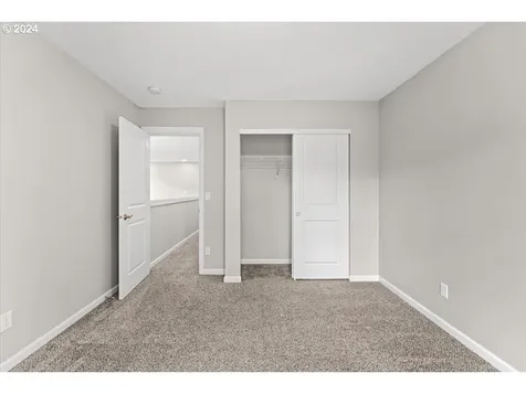 22849 SW Park Row Avenue Sherwood OR 97140