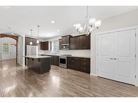 22849 SW Park Row Avenue Sherwood OR 97140