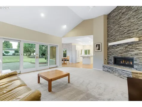 589 NE Territorial Road Canby OR 97013