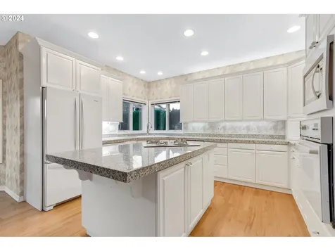 589 NE Territorial Road Canby OR 97013