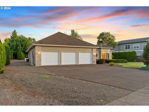589 NE Territorial Road Canby OR 97013