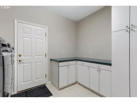 589 NE Territorial Road Canby OR 97013
