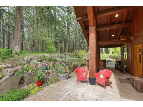 2385 Silver Gray Road Mosier OR 97040