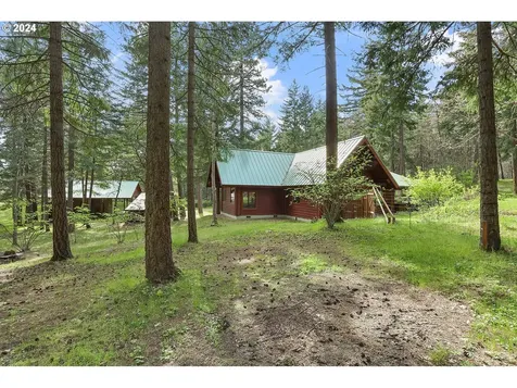 2385 Silver Gray Road Mosier OR 97040