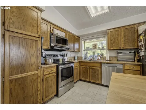 309 E Foothills Drive Newberg OR 97132