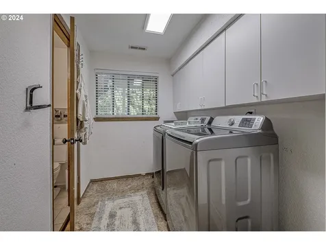 309 E Foothills Drive Newberg OR 97132