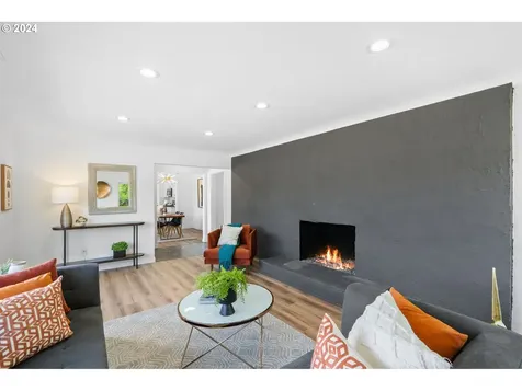 2208 Ne Liberty Street Portland OR 97211