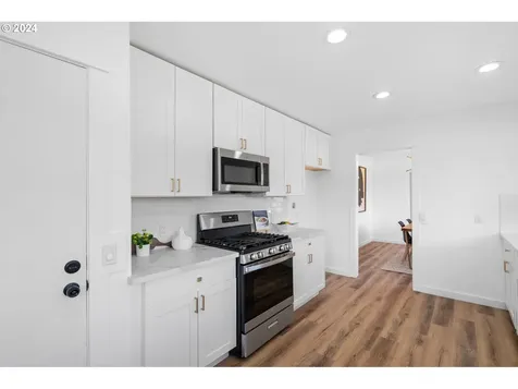 2208 Ne Liberty Street Portland OR 97211