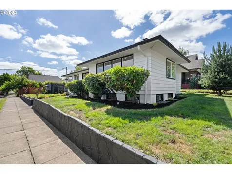 2208 Ne Liberty Street Portland OR 97211