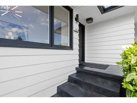 2208 Ne Liberty Street Portland OR 97211