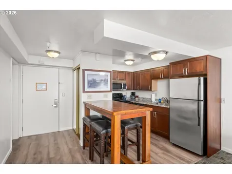 88416 1st Avenue Florence OR 97439