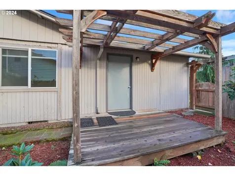 1723 NW 103rd Street Vancouver WA 98685