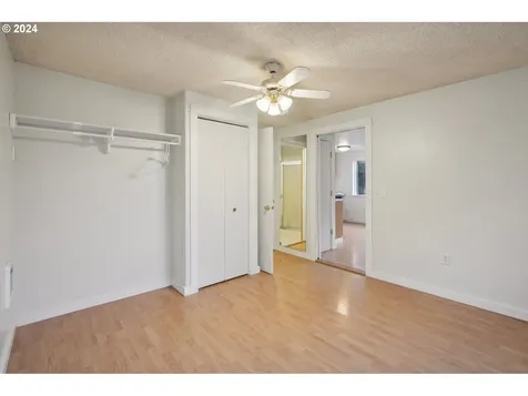 1723 NW 103rd Street Vancouver WA 98685