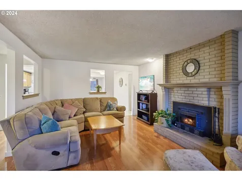 1723 NW 103rd Street Vancouver WA 98685