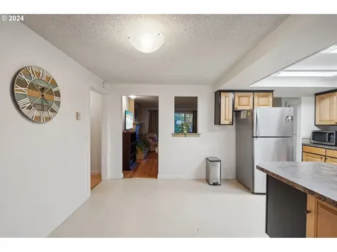 1723 NW 103rd Street Vancouver WA 98685