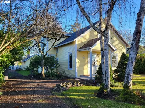 1750 NE Evans Street Mcminnville OR 97128