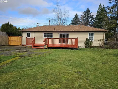 1300 Tomlin Avenue Woodburn OR 97071