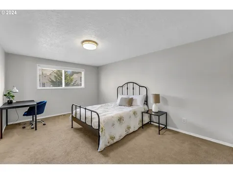 150 Alturas Drive Kelso WA 98626