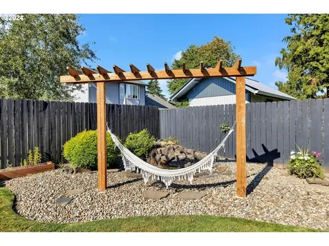 150 Alturas Drive Kelso WA 98626