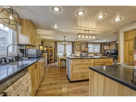 7070 SW 169th Avenue Beaverton OR 97007