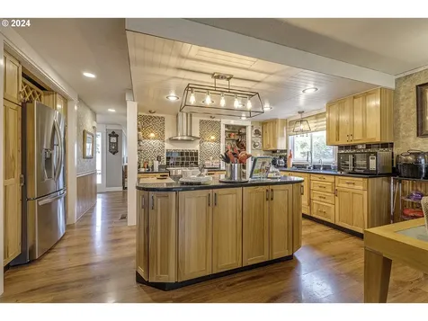 7070 SW 169th Avenue Beaverton OR 97007
