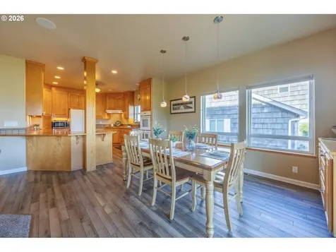 1587 NW 39th Street Lincoln City OR 97367