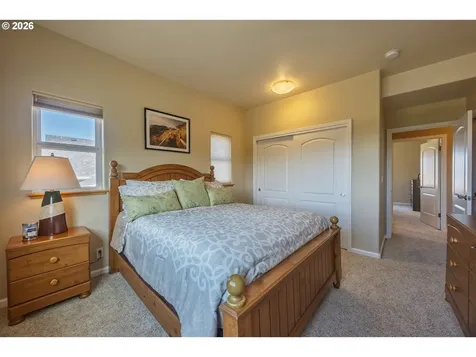1587 NW 39th Street Lincoln City OR 97367