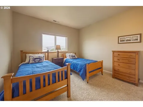 1587 NW 39th Street Lincoln City OR 97367