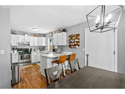 946 Bennett Lane Eugene OR 97404