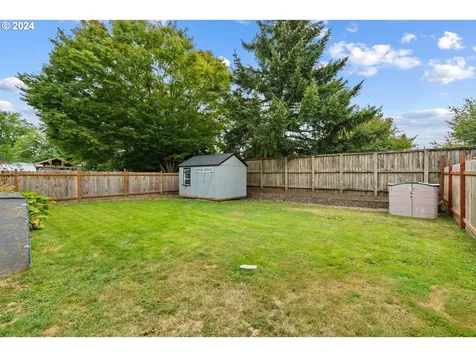 946 Bennett Lane Eugene OR 97404
