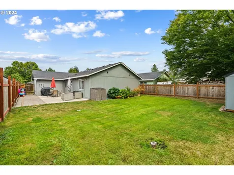 946 Bennett Lane Eugene OR 97404