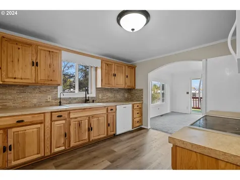 1655 NE 2nd Street Hermiston OR 97838