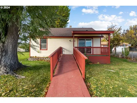 1655 NE 2nd Street Hermiston OR 97838
