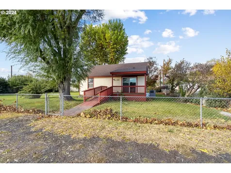 1655 NE 2nd Street Hermiston OR 97838
