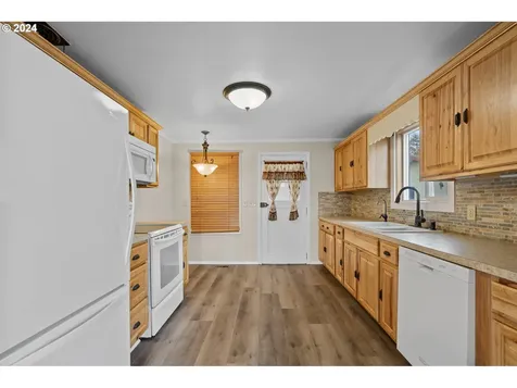 1655 NE 2nd Street Hermiston OR 97838