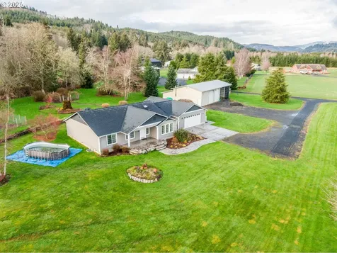 23 Elk Ridge Drive Cathlamet WA 98612