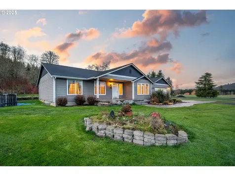 23 Elk Ridge Drive Cathlamet WA 98612