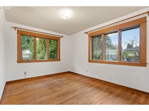 2245 SE 77th Avenue Portland OR 97215
