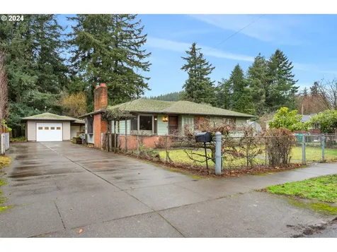 2245 SE 77th Avenue Portland OR 97215