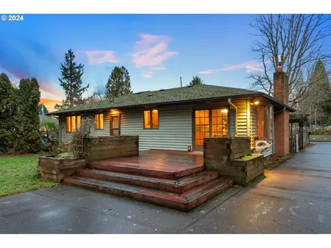 2245 SE 77th Avenue Portland OR 97215