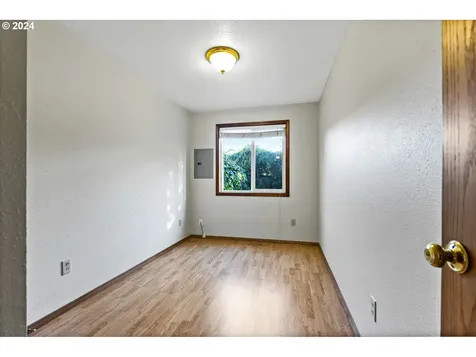 1840 W 10th Avenue Eugene OR 97402