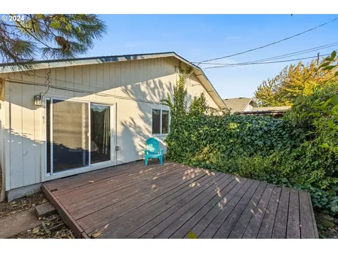 1840 W 10th Avenue Eugene OR 97402