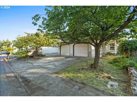 1840 W 10th Avenue Eugene OR 97402
