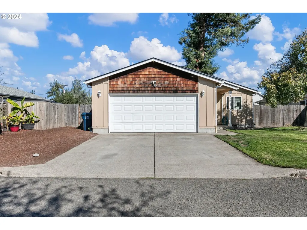 356 20th Street Springfield OR 97477