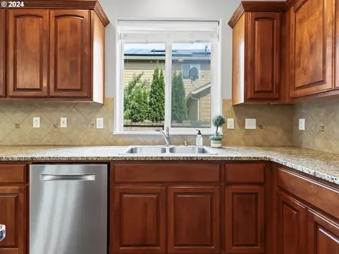 6708 NE 106th Street Vancouver WA 98686
