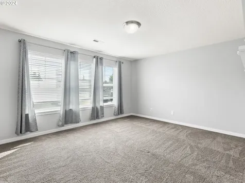 6708 NE 106th Street Vancouver WA 98686