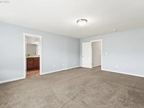 6708 NE 106th Street Vancouver WA 98686